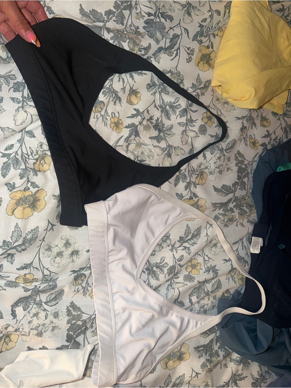 Women’s Seamless Scoop Bralette - Black & White